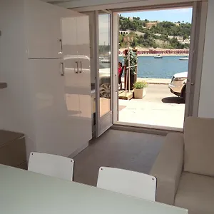 Les Pieds Dans La Mer Best Place Apartment